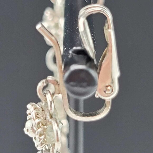 Beautiful silver tone clip-on filagree dangle earrings GUC - Picture 6 of 9